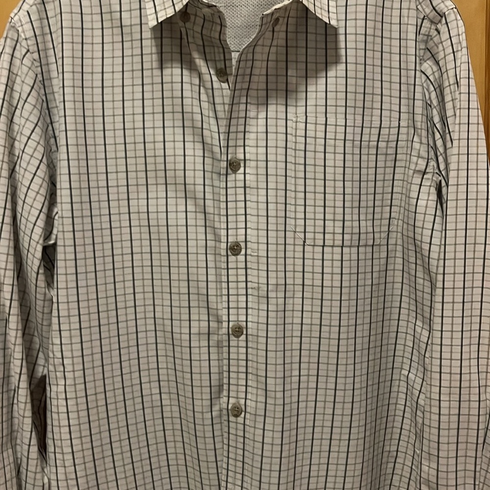 Eddie Bauer Men’s Plaid Dress Shirt Classic Fit Medium